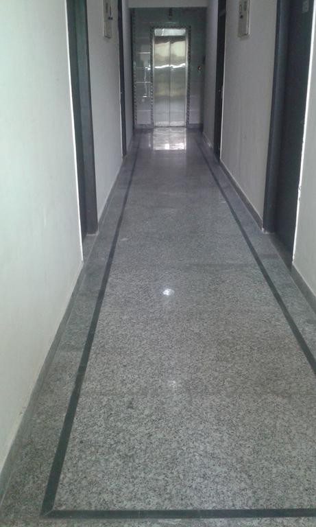 Charanpahari Hotel New Delhi Luaran gambar