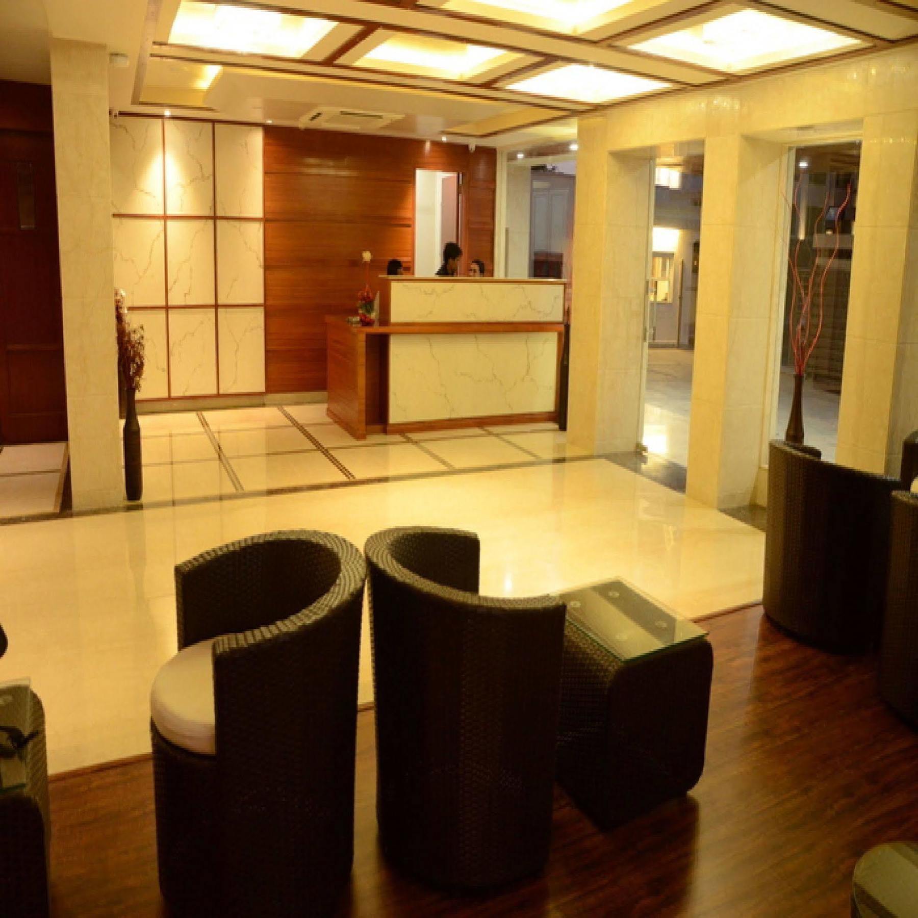 Charanpahari Hotel New Delhi Luaran gambar