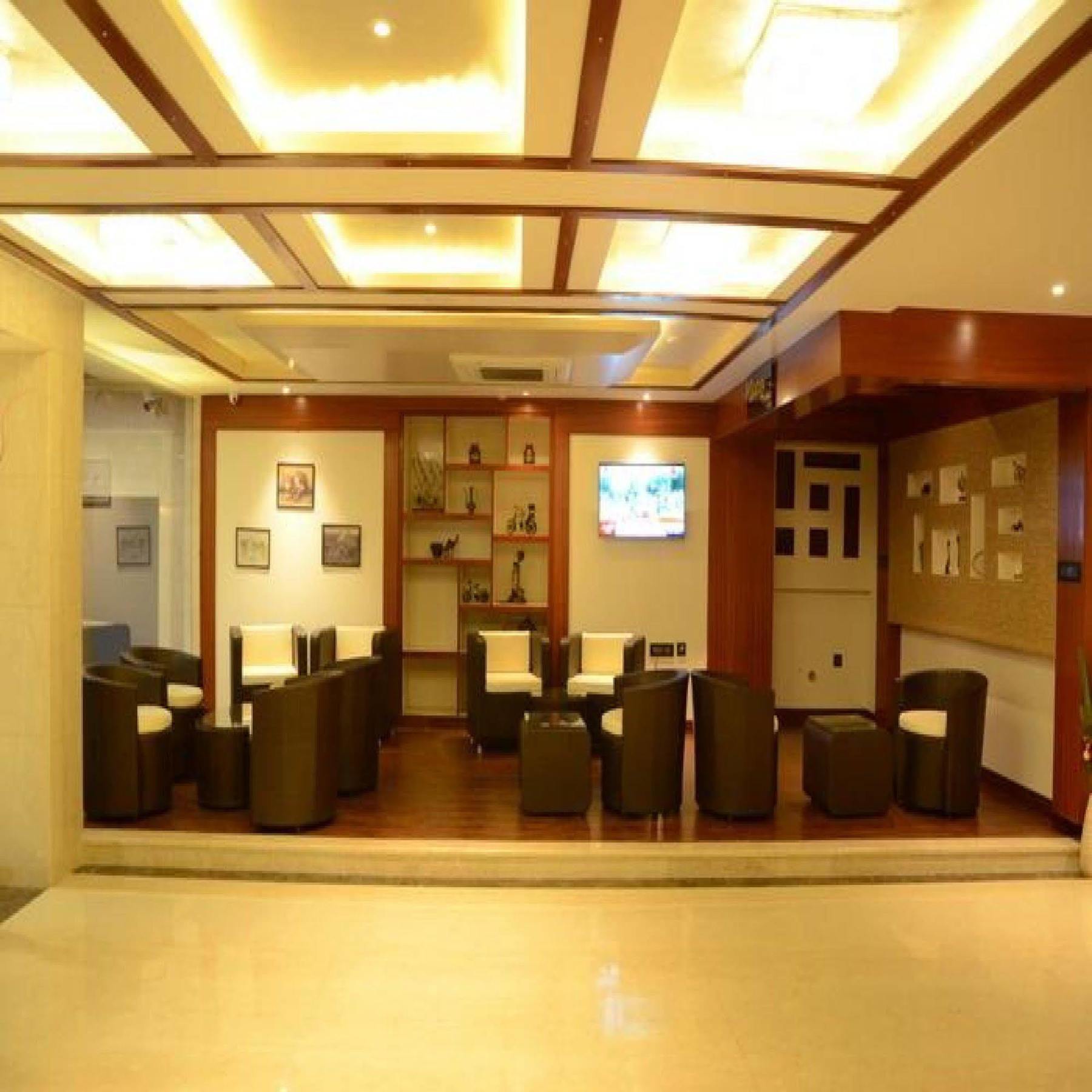 Charanpahari Hotel New Delhi Luaran gambar